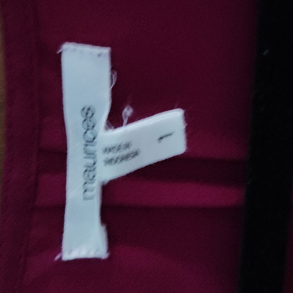 Washed, never worn, Maurices Flutter Sleeve Blouse, Neck Detail, Dk.Pink, Sz. 1X - Picture 2 of 4